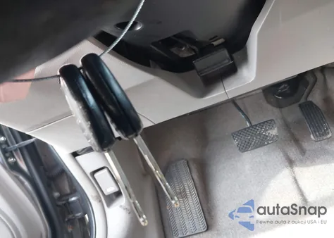 2011 Honda Insight Lx z USA, uszkodzony, nr VIN JHMZE2H50BS011011